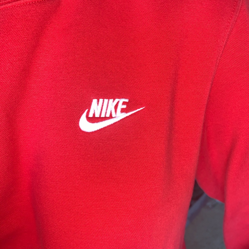 Nike sweatshirt